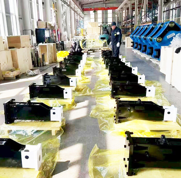 Hydraulic Rock Breaker Through Bolts for Excavator Hammer Msb700 Msb800 Msb900 Through Bolt Breaker Through Bolt